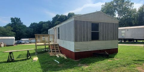 8364 Cedar St - 4